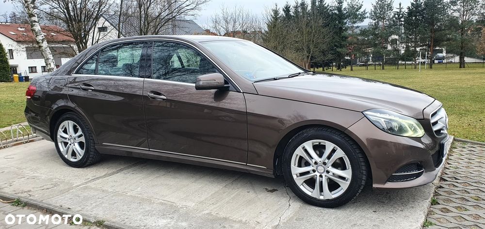 Mercedes-Benz Klasa E 220 CDI BlueEff Avantgarde - 8