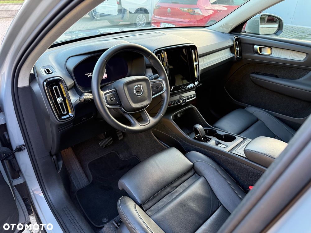 Volvo XC 40 B3 Core - 13