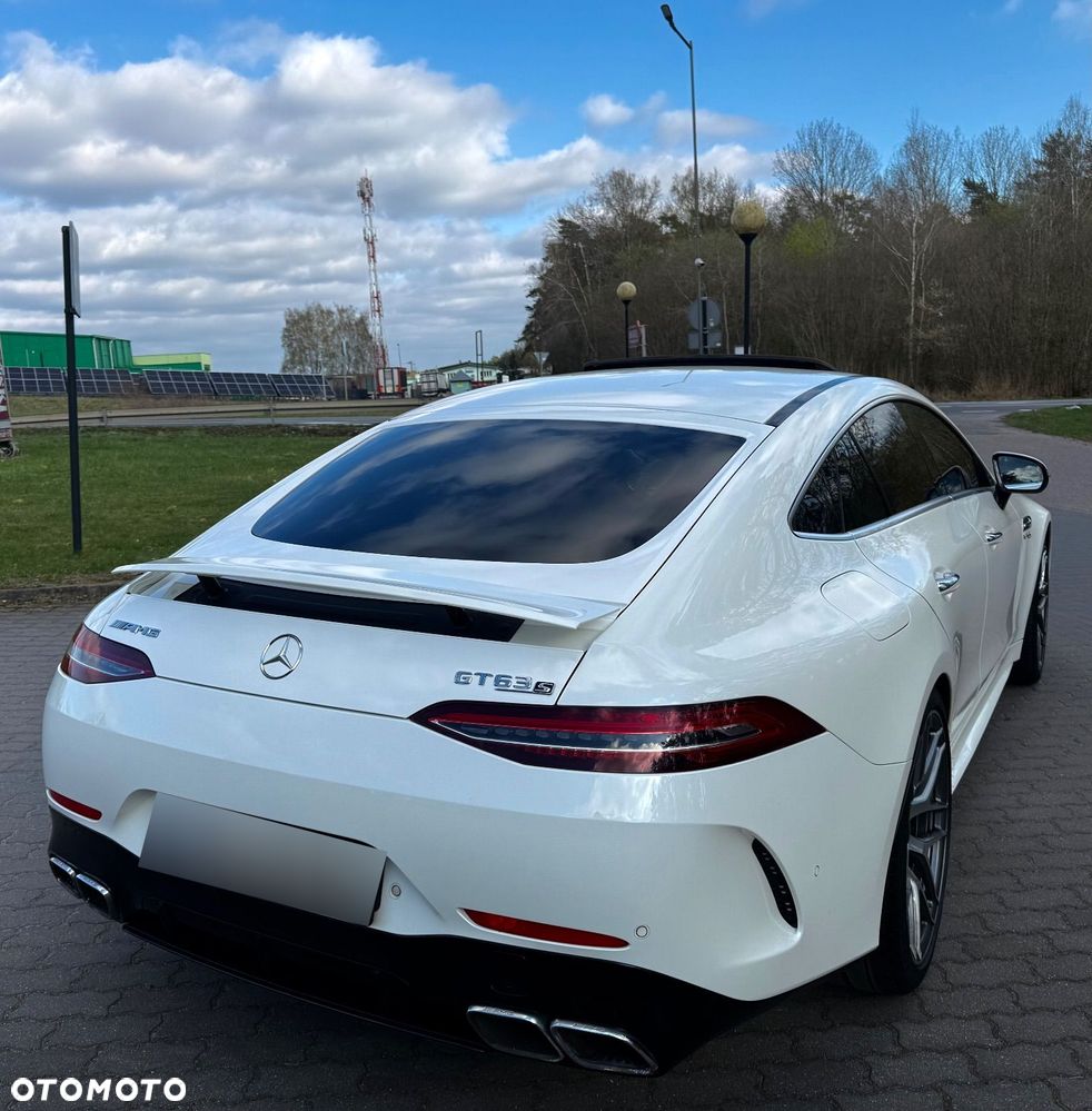 Mercedes-Benz AMG GT - 6