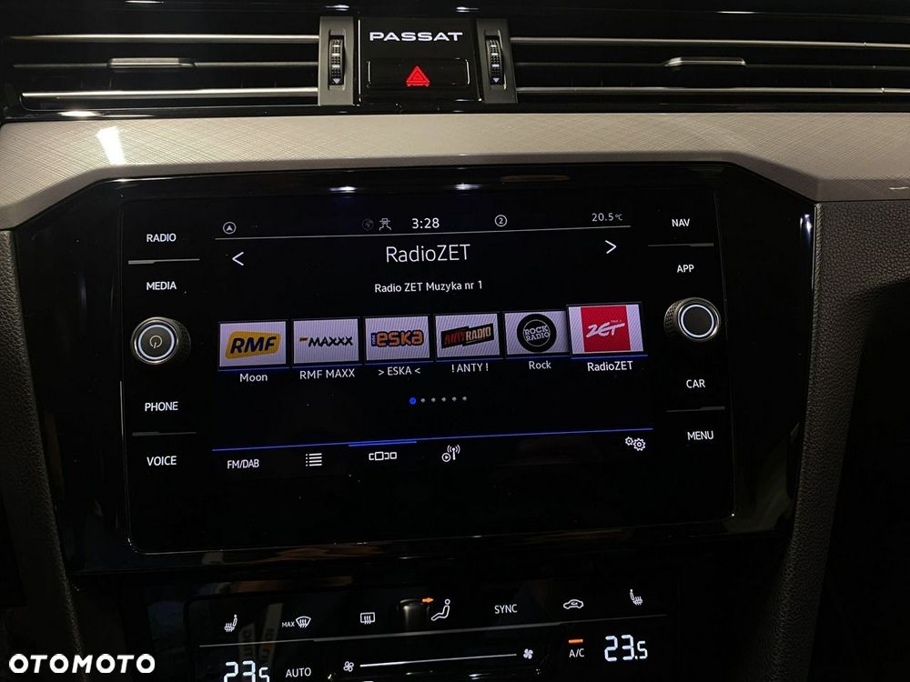 Volkswagen Passat Variant - 27