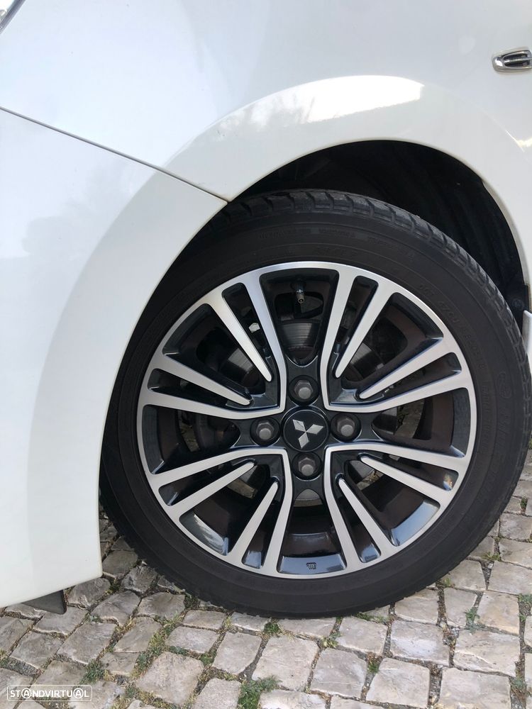 Mitsubishi Space Star 1.2 Intense Connect Edition - 18