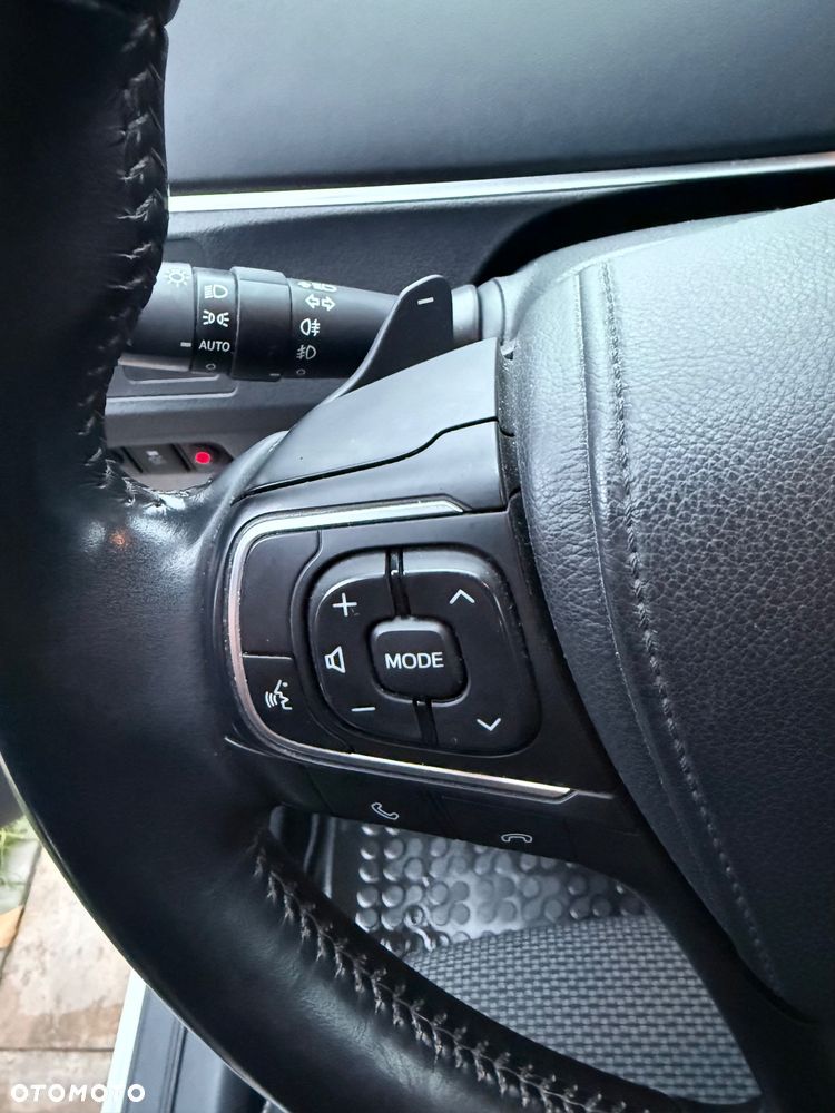 Toyota Verso 1.8 Premium 7os MS - 38