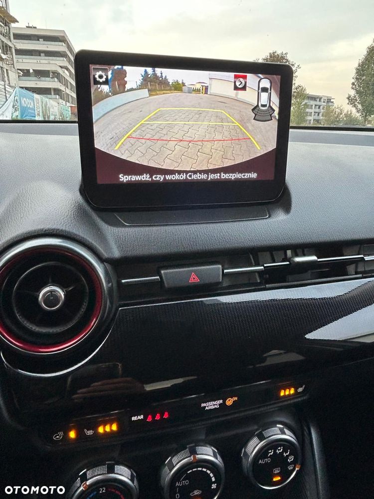 Mazda 2 SKYACTIV-G 90 Homura - 27