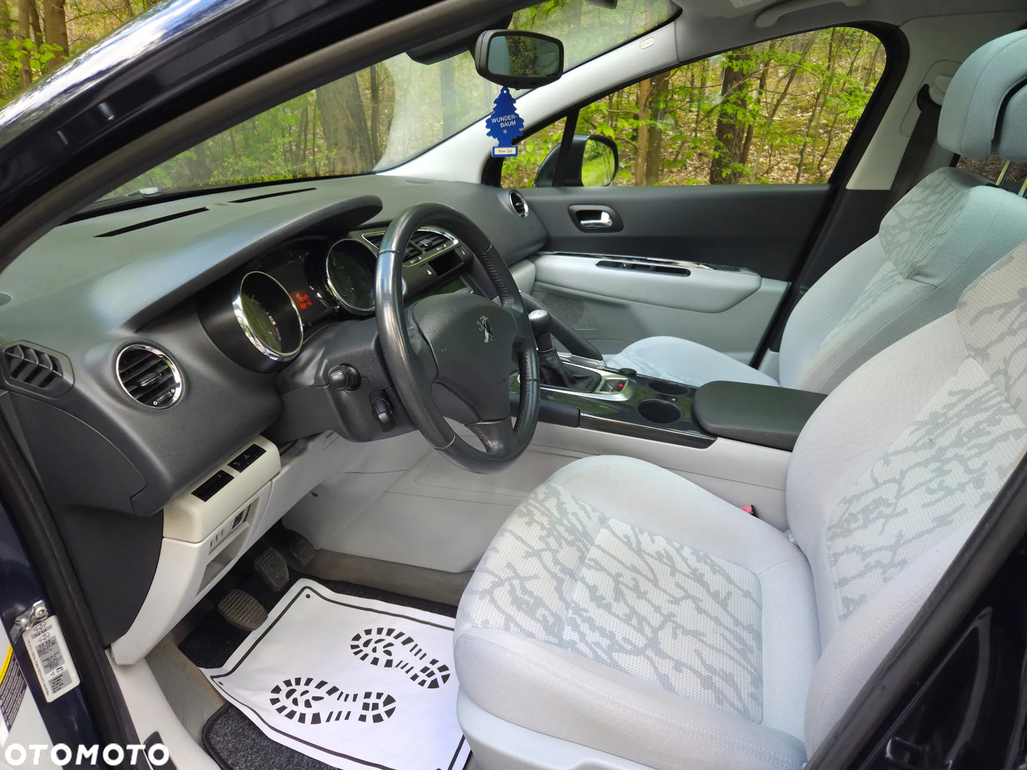Peugeot 3008 1.6 Active - 12