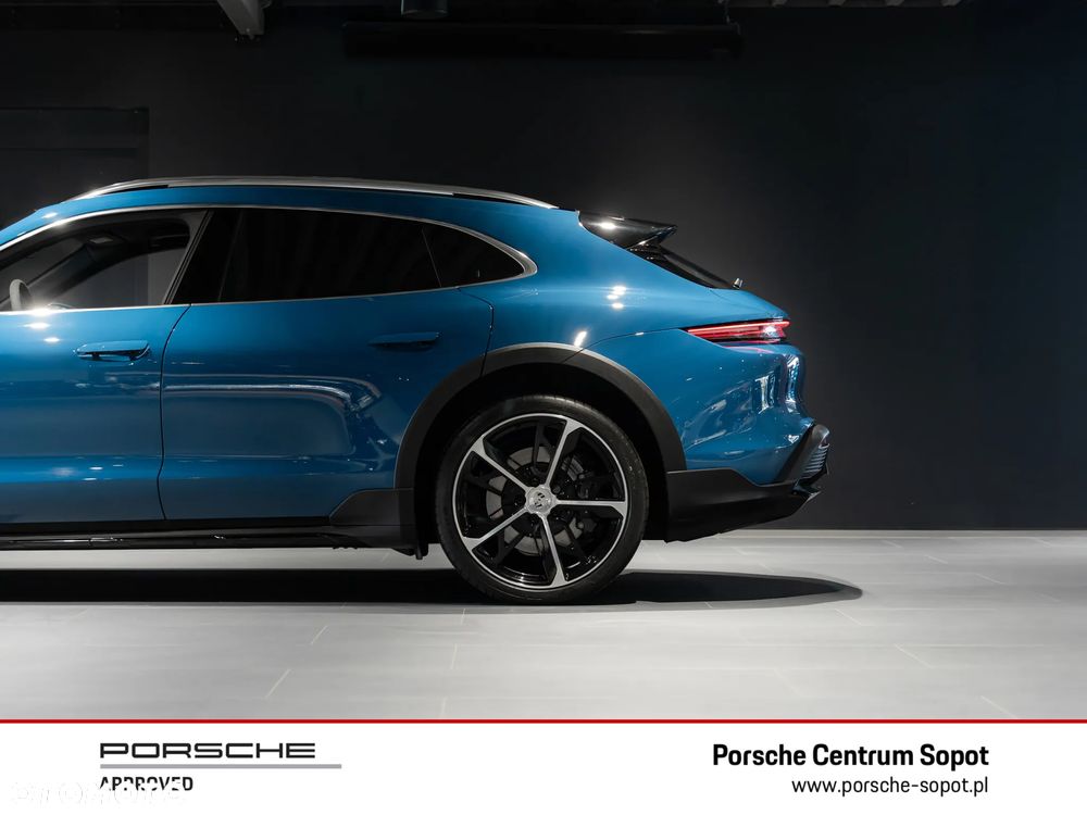 Porsche Taycan - 10