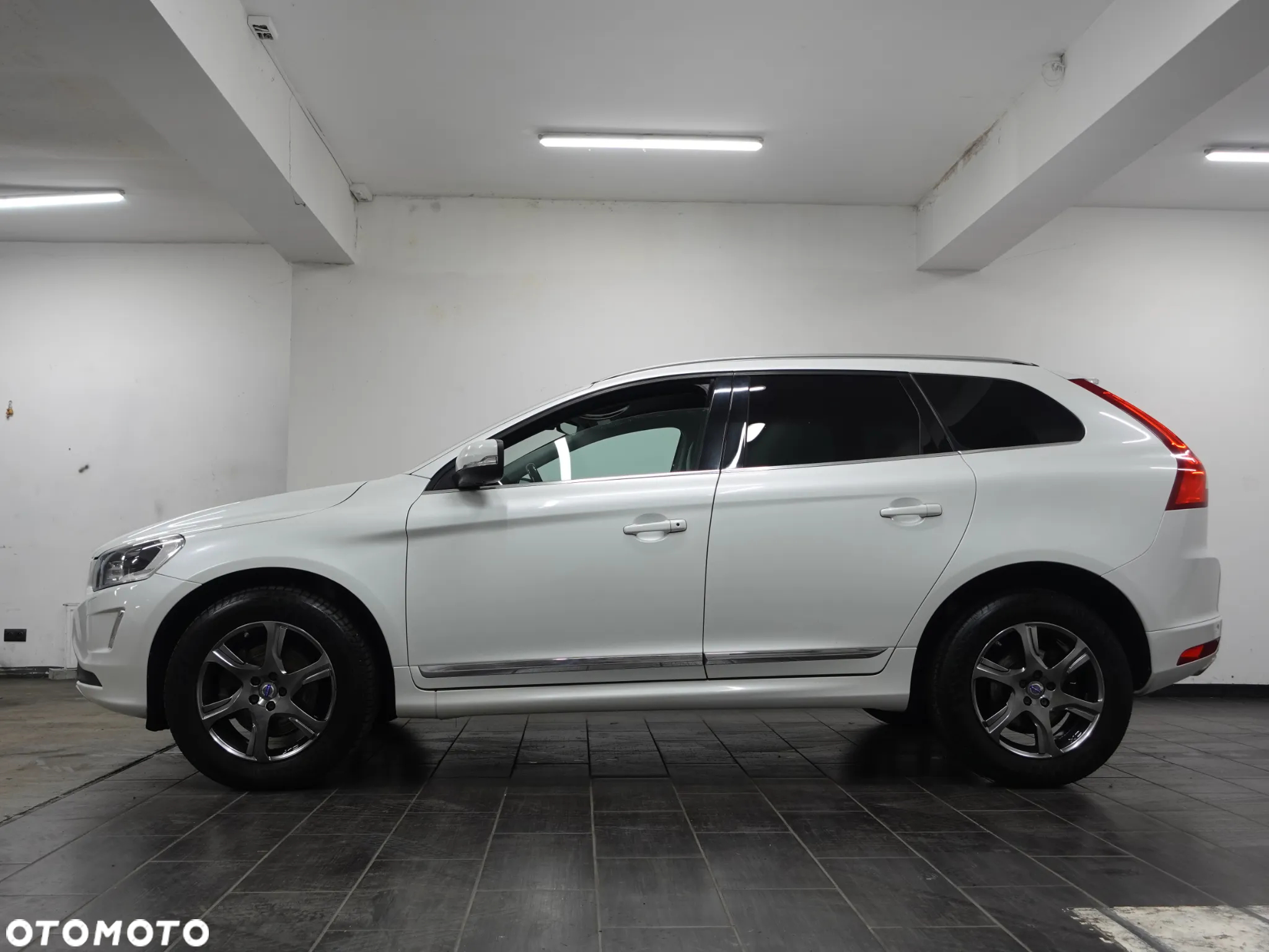 Volvo XC 60 D4 AWD Summum - 5