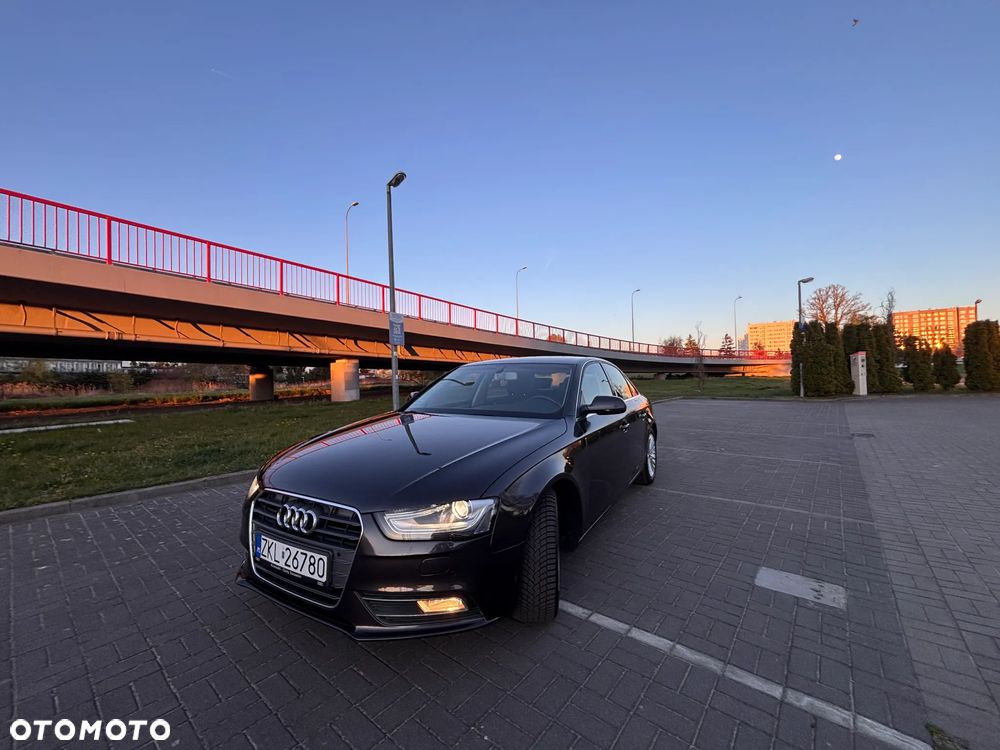 Audi A4 Limousine 1.8 TFSI Ambiente - 2