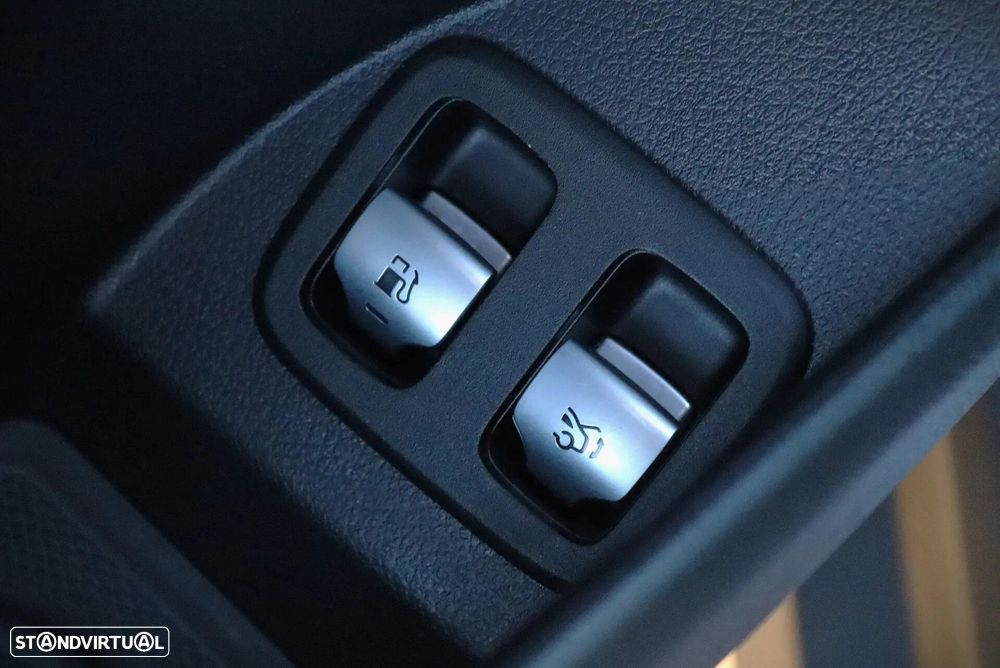 Mercedes-Benz GLC 300 e 4Matic 9G-TRONIC Avantgarde Advanced - 19