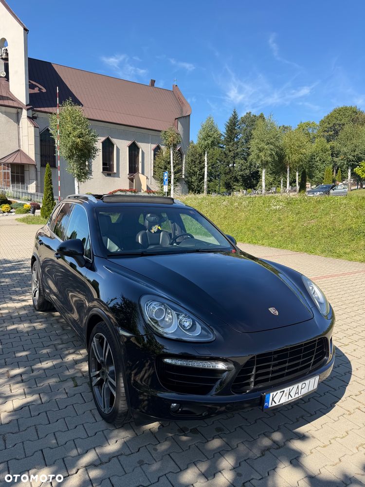 Porsche Cayenne - 2