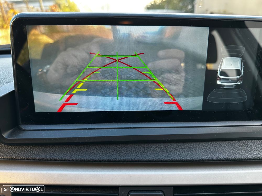 BMW 318 d Navigation - 15