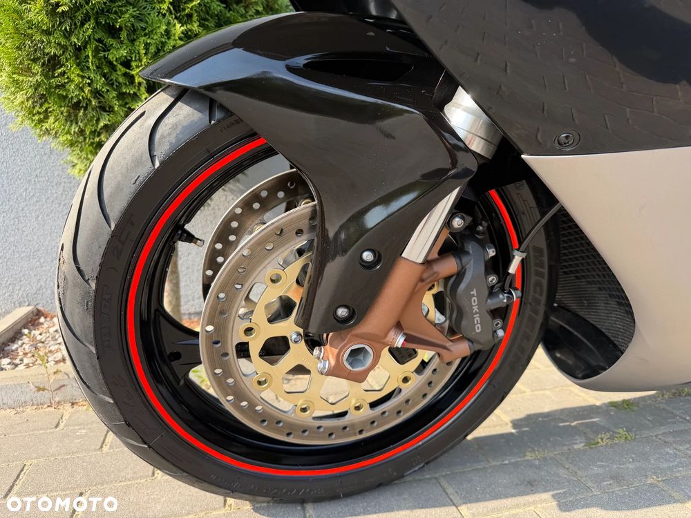 Honda CBR - 27