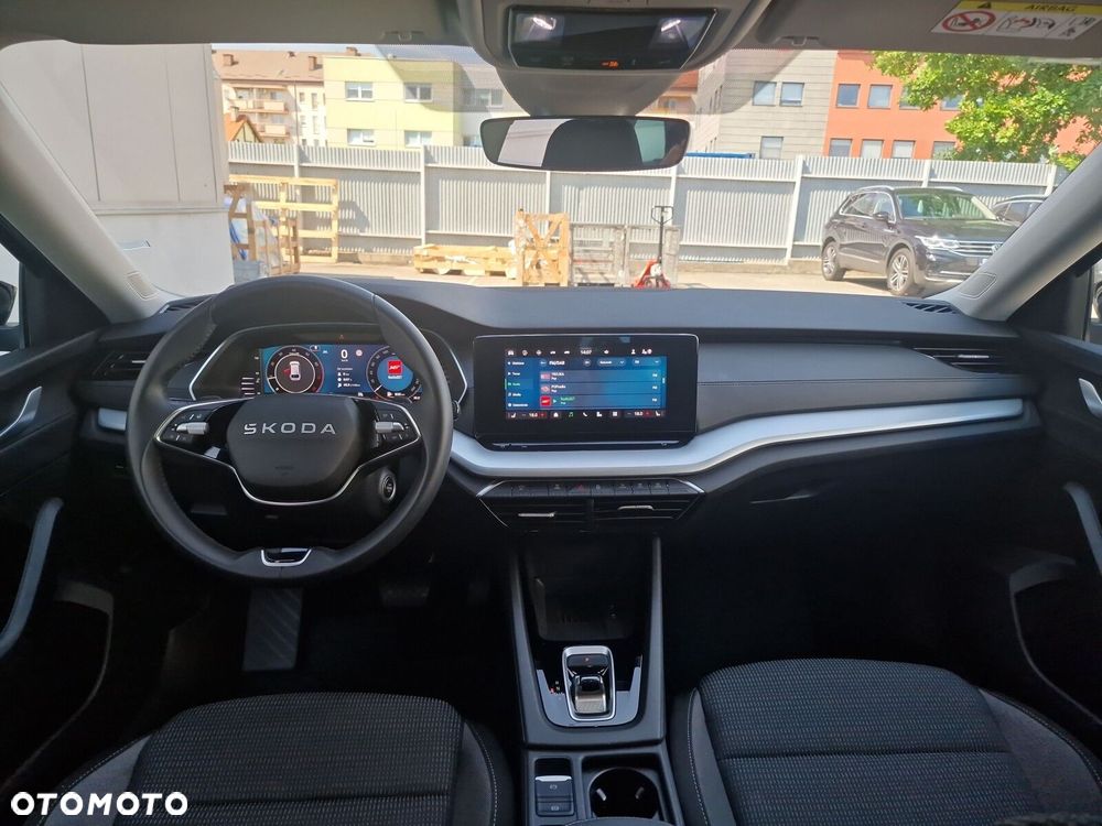 Skoda Octavia 1.5 TSI mHEV Selection DSG - 16