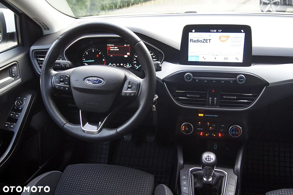 Ford Focus Turnier 1.5 EcoBlue Start-Stopp-System COOL&CONNECT - 22