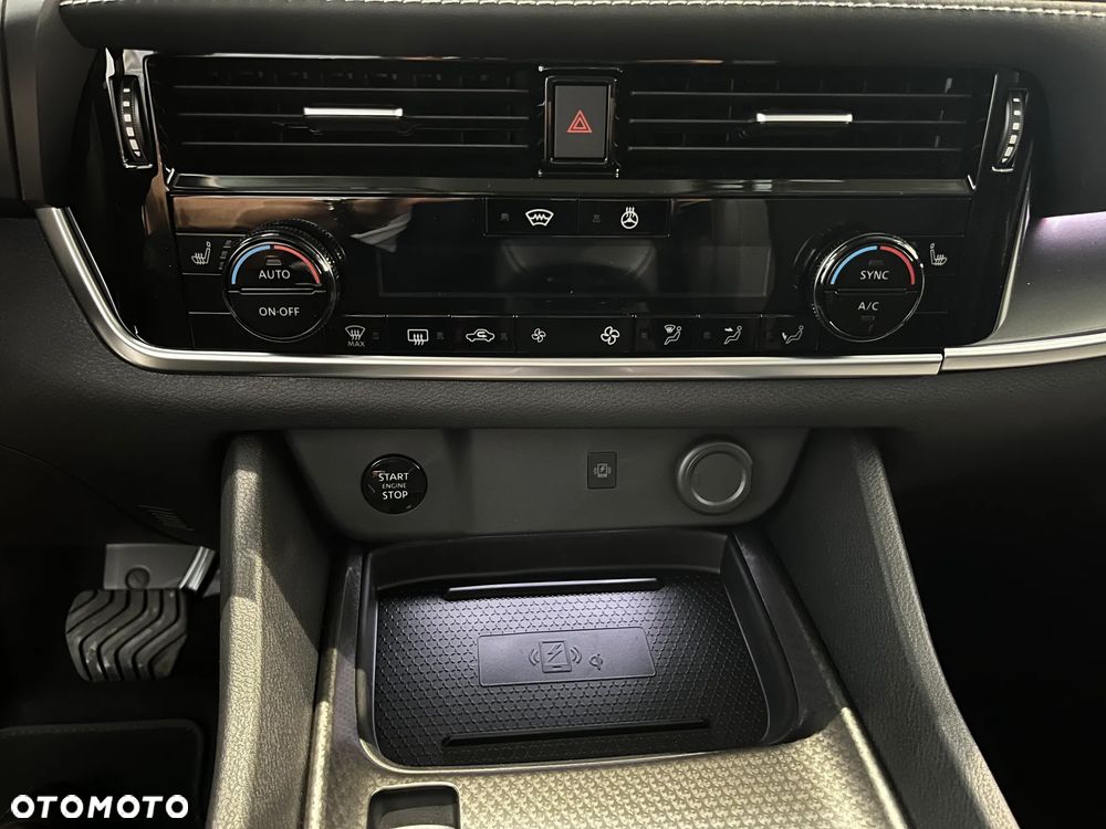 Nissan Qashqai 1.3 DIG-T MHEV N-Connecta Xtronic - 14