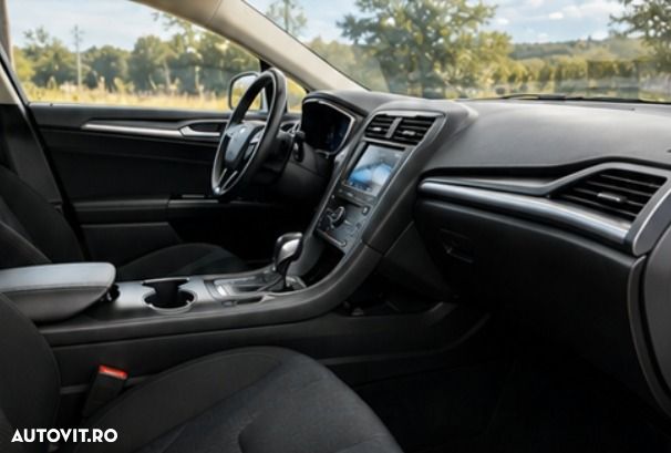 Ford Mondeo - 9