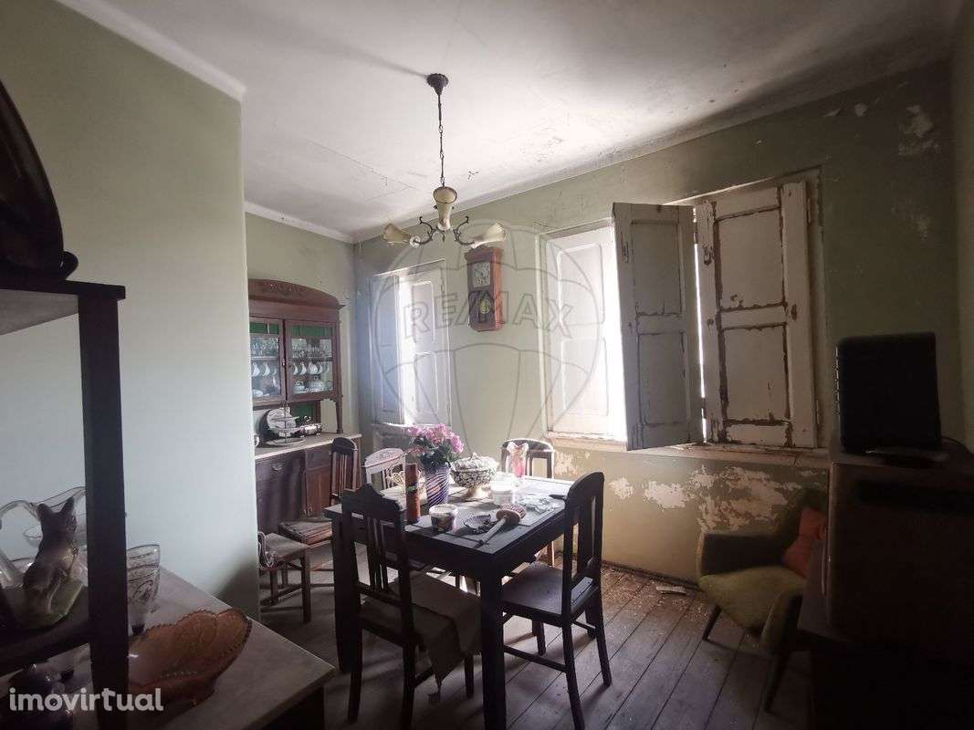Moradia T4 para venda - Grande imagem: 2/7