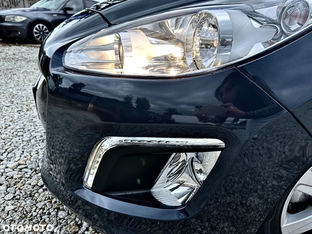 Peugeot 308 1.6 HDi Premium - 10