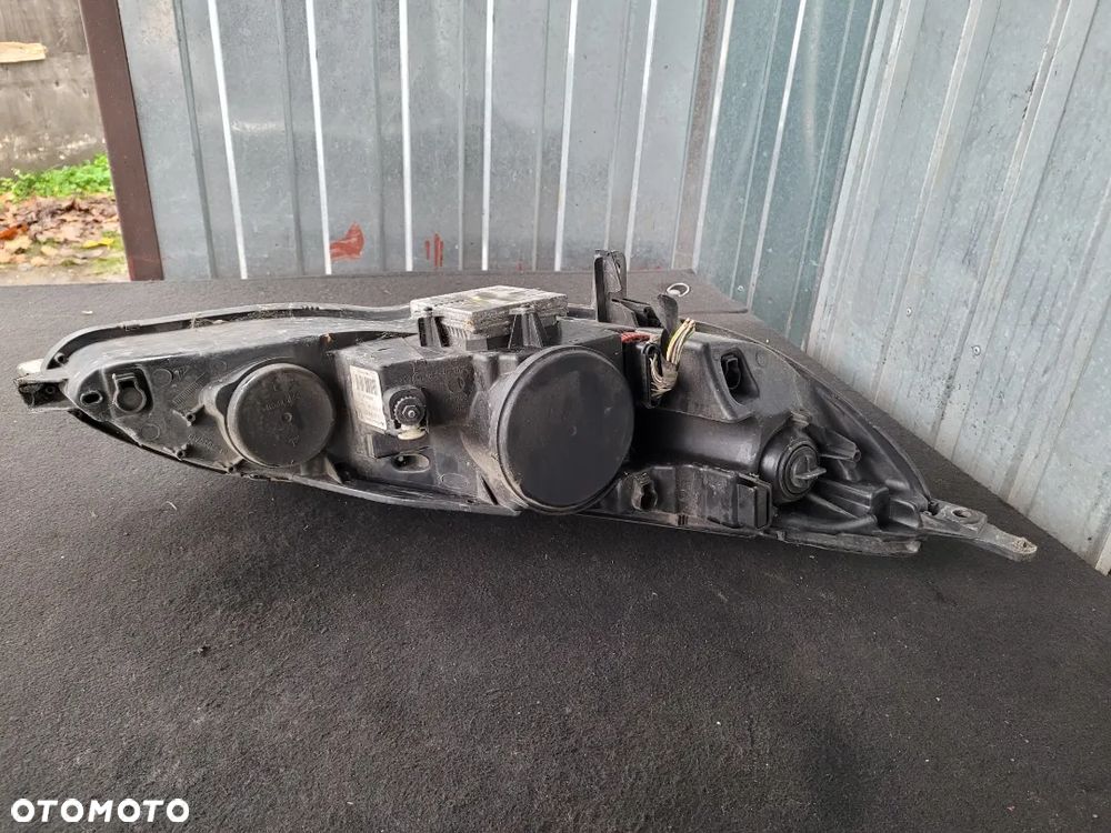 Lampa przednia lewa prawa reflektor przedni xenon Peugeot 407 - 3