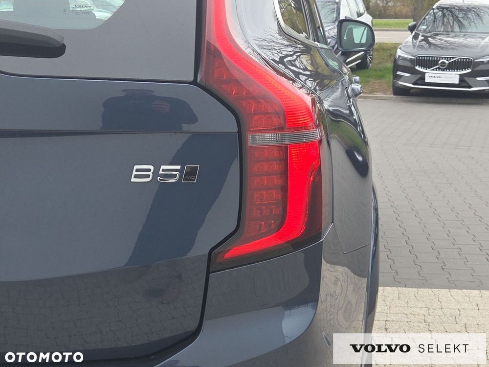 Volvo XC 90 - 30