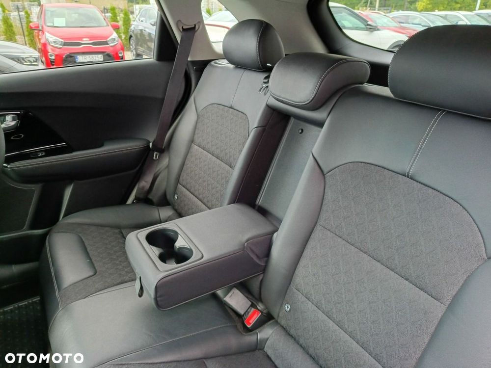 Kia Niro 1.6 GDI Hybrid Business Line - 16