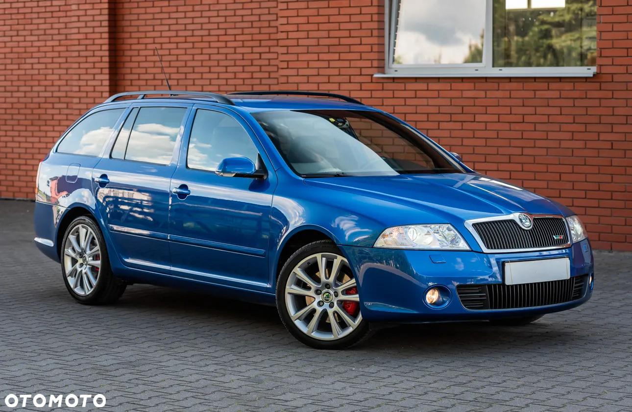 Skoda Octavia Combi 2.0 TSI RS - 2