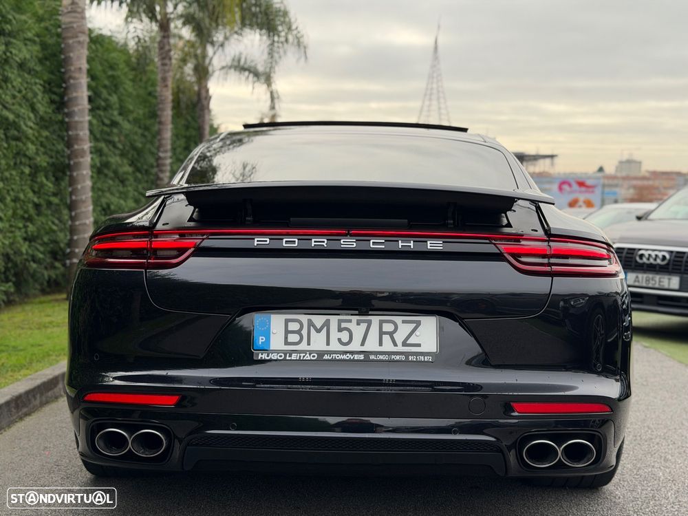 Porsche Panamera - 11