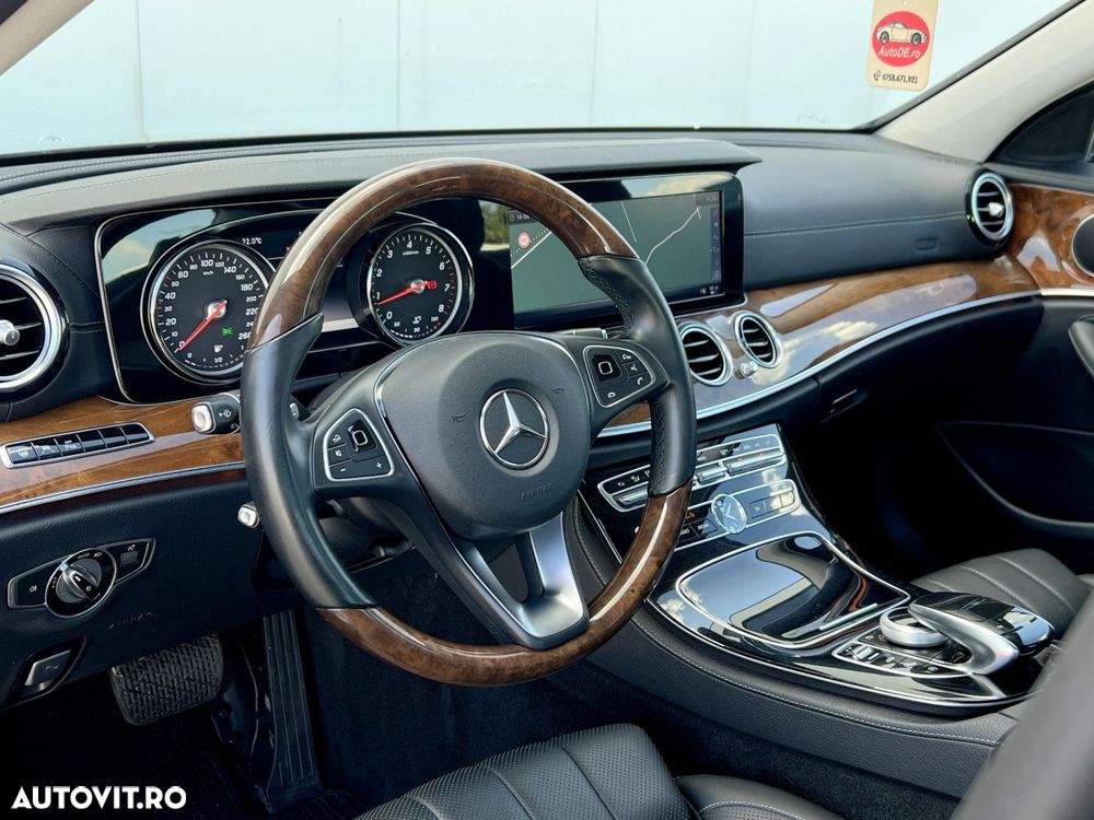 Mercedes-Benz E 300 9G-TRONIC Exclusive - 15