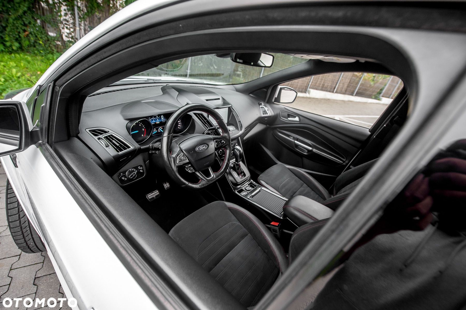 Ford Kuga 2.0 TDCi AWD ST-Line - 19