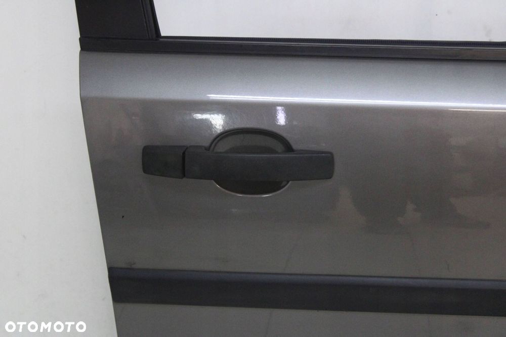 LAND ROVER FREELANDER II 06R- DRZWI PRAWE PRZEDNIE PRAWY PRZÓD 907 - 2