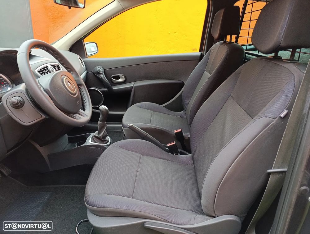 Renault Clio 1.5 DCI Dinamique - 8