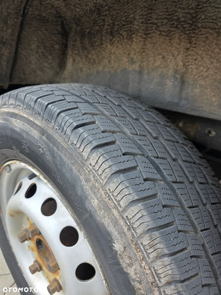 Mercedes-Benz Sprinter - 9