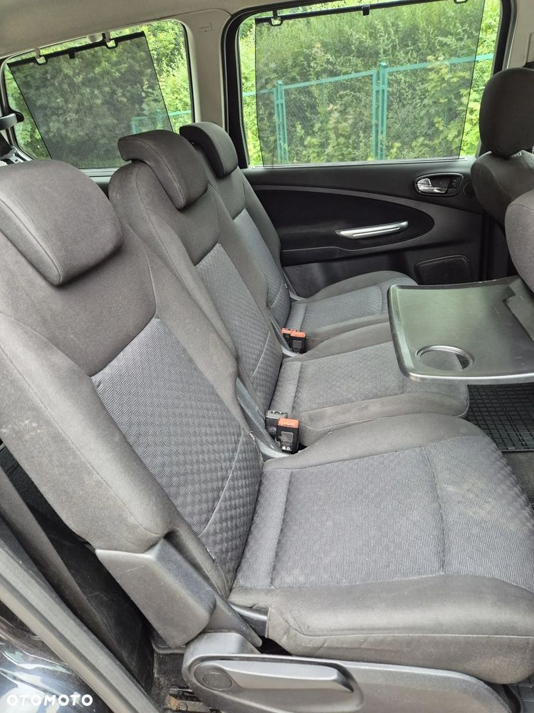 Ford Galaxy 2.0 TDCi Ghia - 18