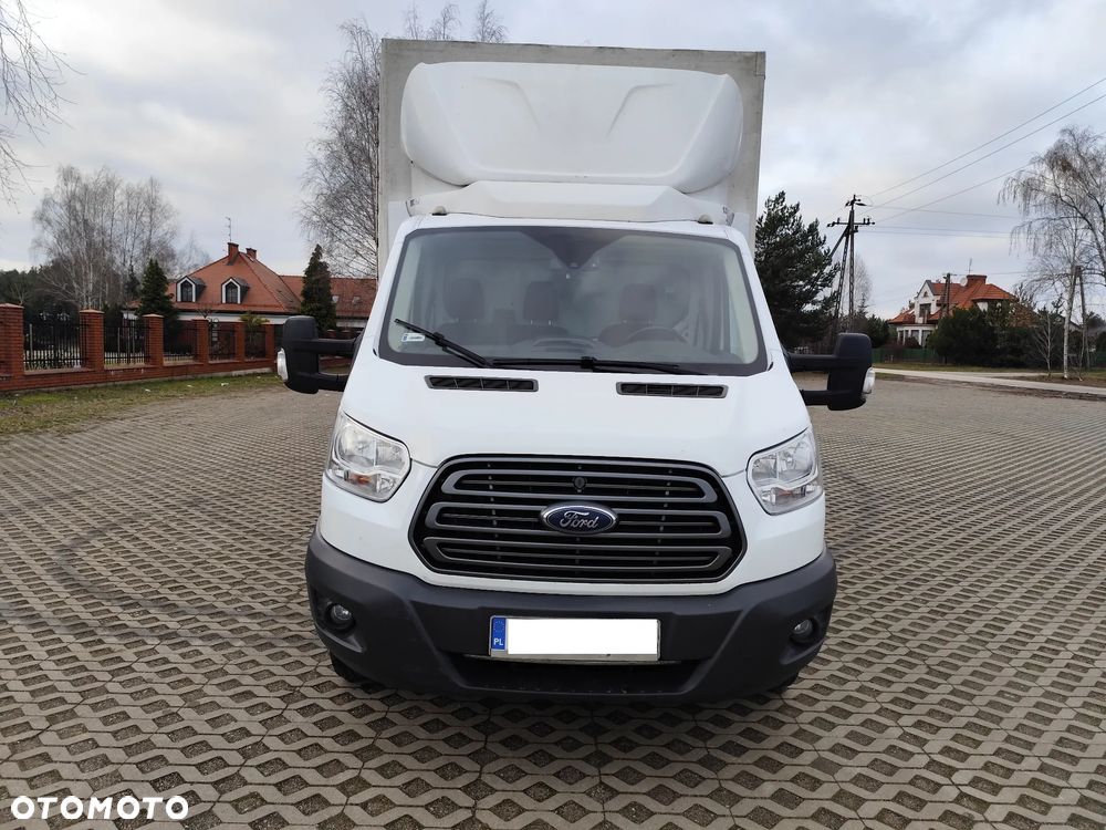 Ford Transit - 12
