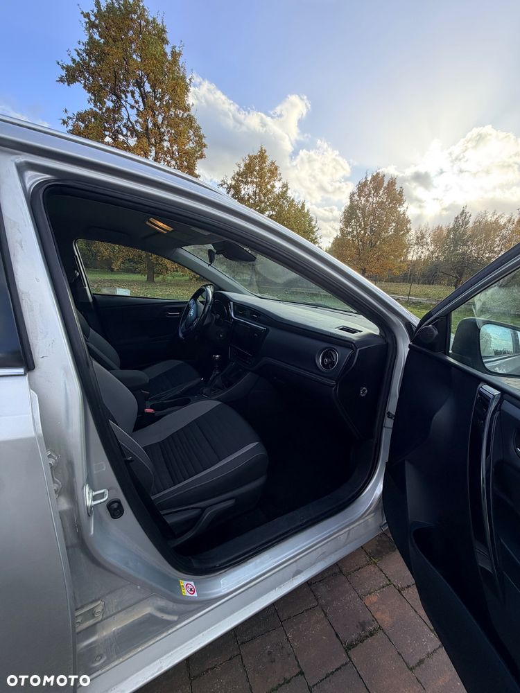 Toyota Auris - 7