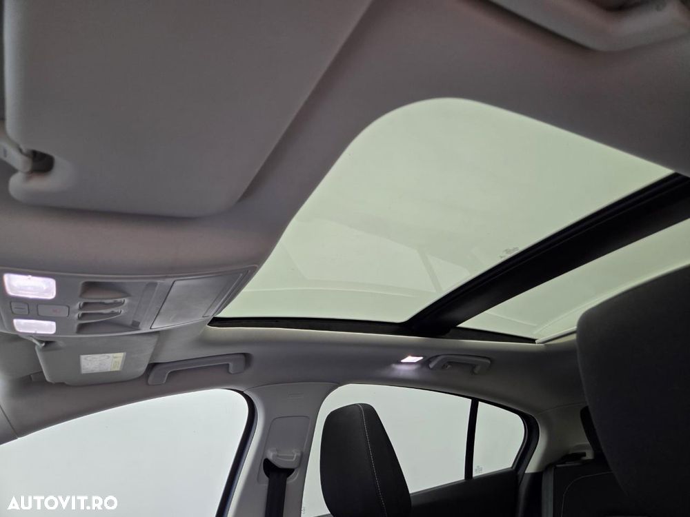 Ford Focus 1.0 EcoBoost Titanium Business - 1