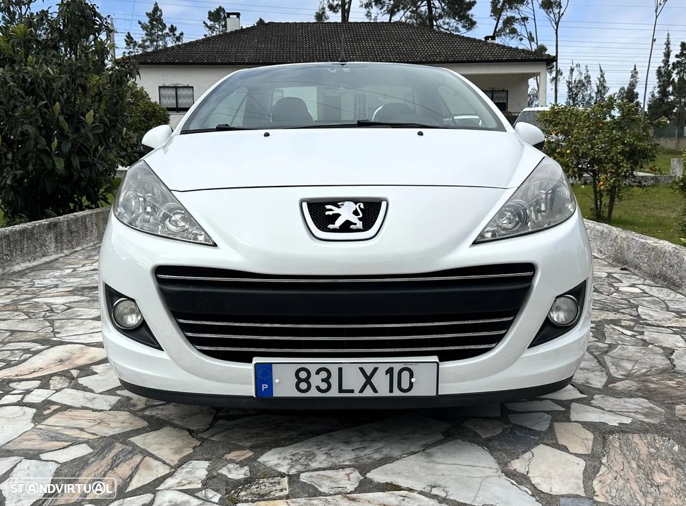 Peugeot 207 CC 1.6 SE 200 Anos - 12