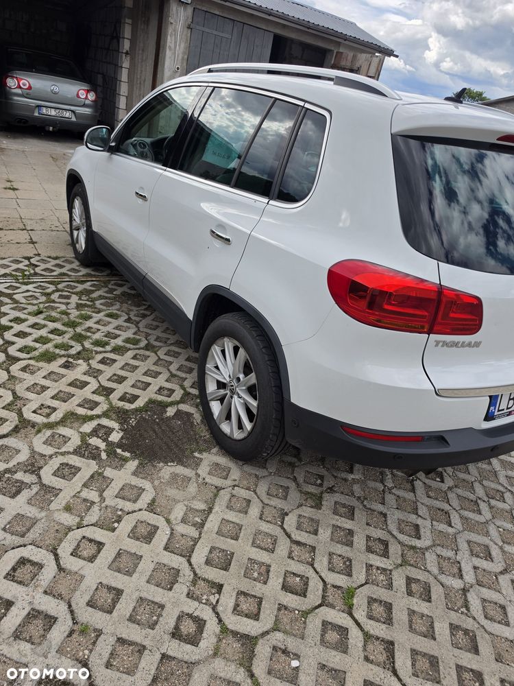 Volkswagen Tiguan - 5
