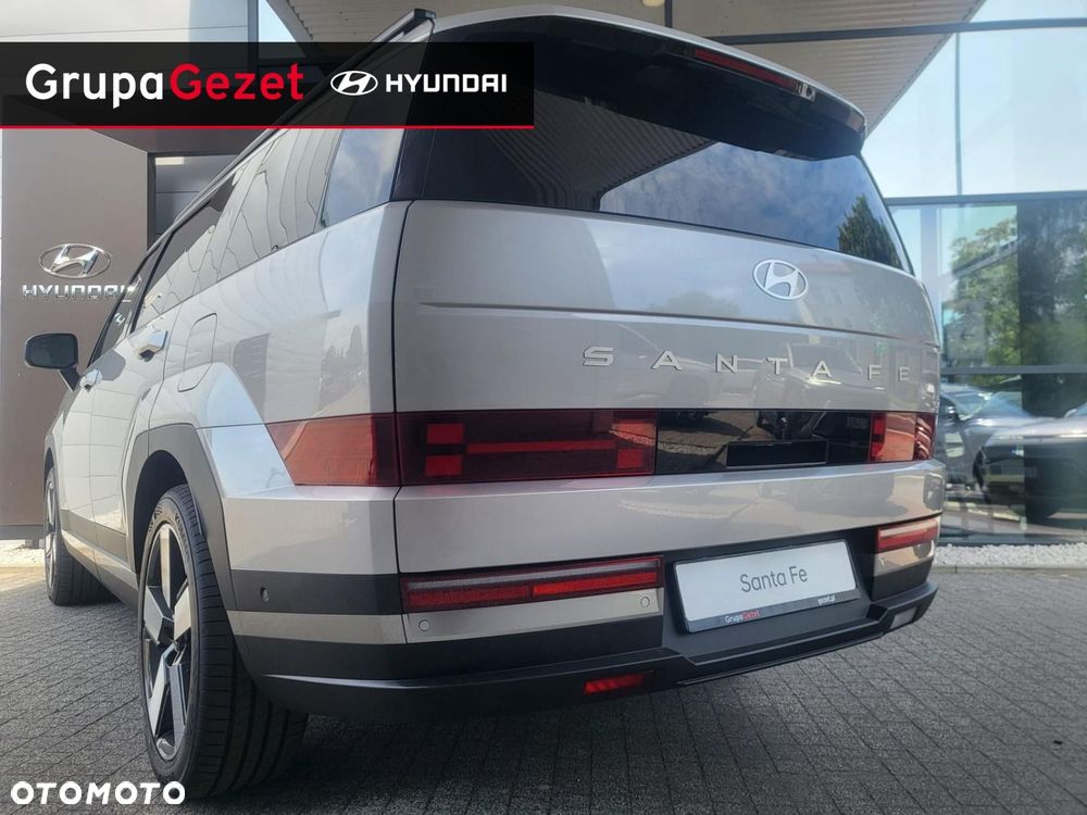 Hyundai Santa Fe - 4