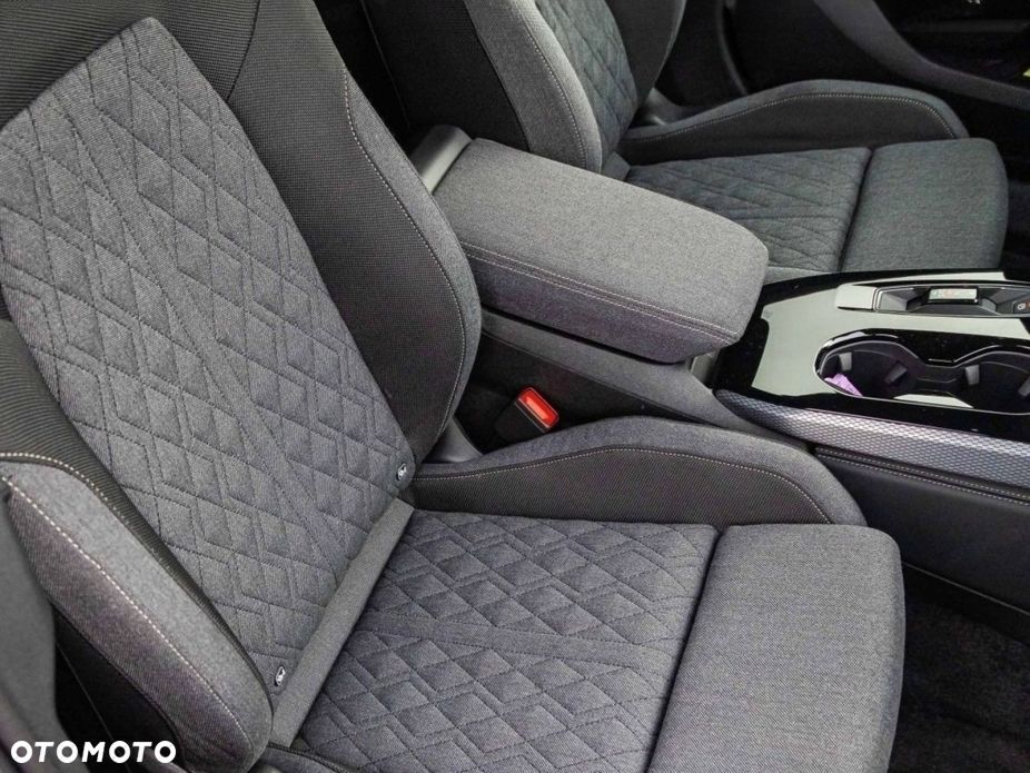 Audi A5 Avant TDI mHEV Quattro S tronic - 16