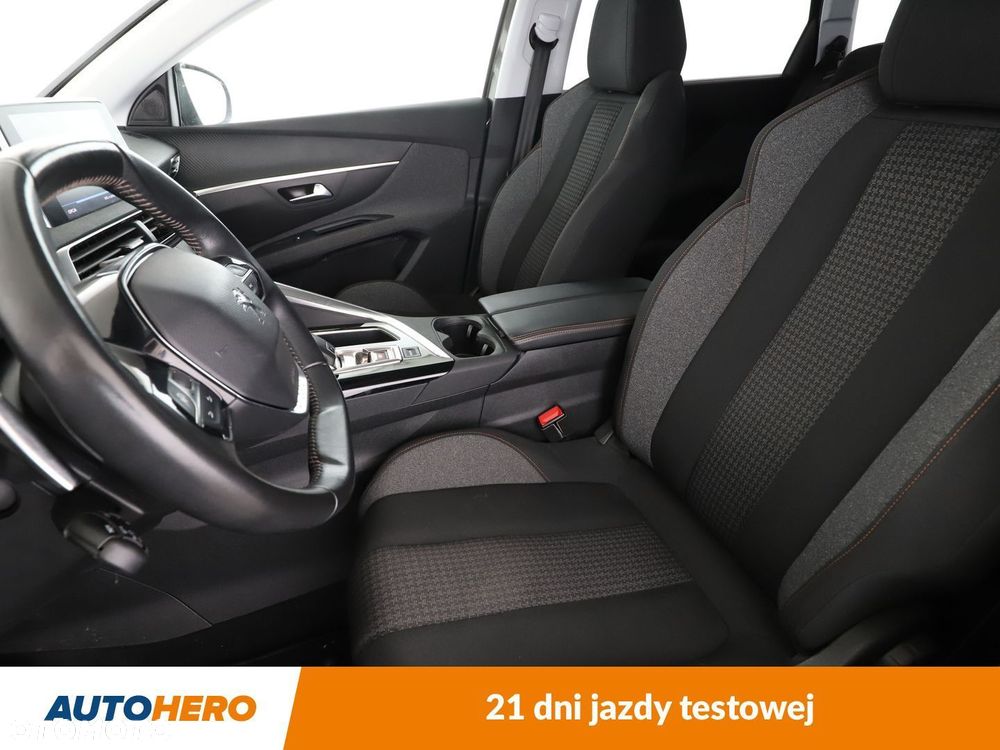 Peugeot 5008 - 10