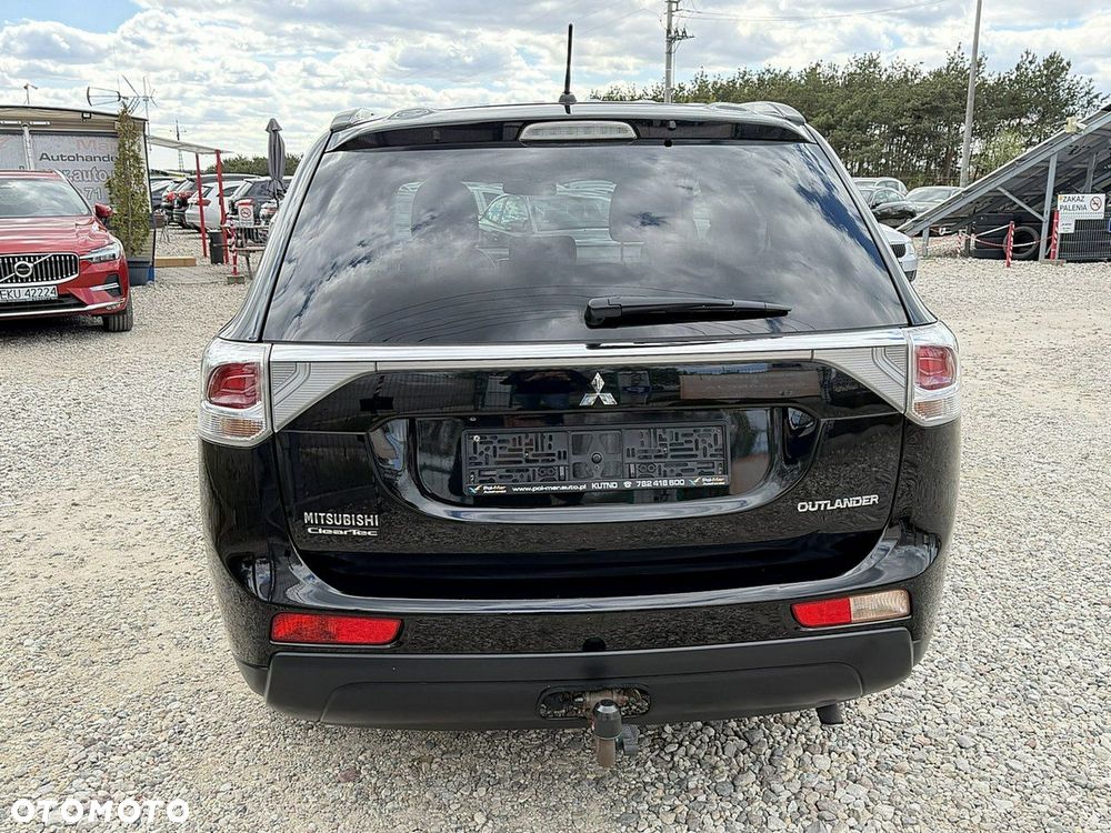 Mitsubishi Outlander - 7
