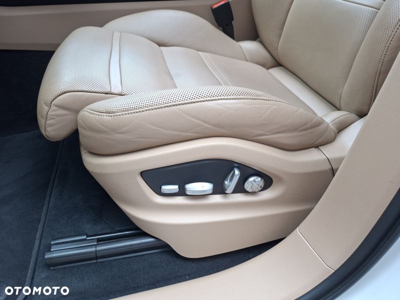 Porsche Cayenne S Tiptronic S - 21