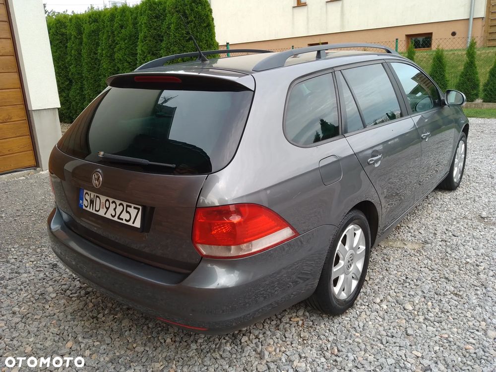Volkswagen Golf - 9