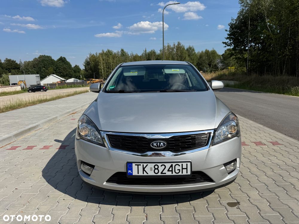 Kia Ceed 1.4 CVVT Attract - 11