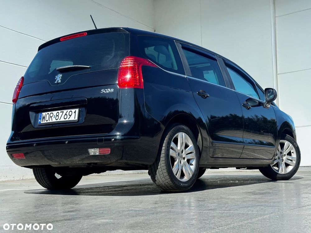 Peugeot 5008 155 THP Style - 19