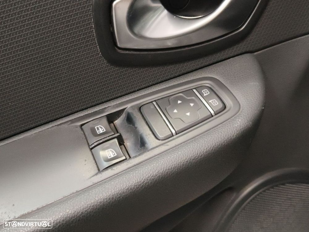 Renault Clio Van 1.5 Dci (IVA Dedutivel) - 13