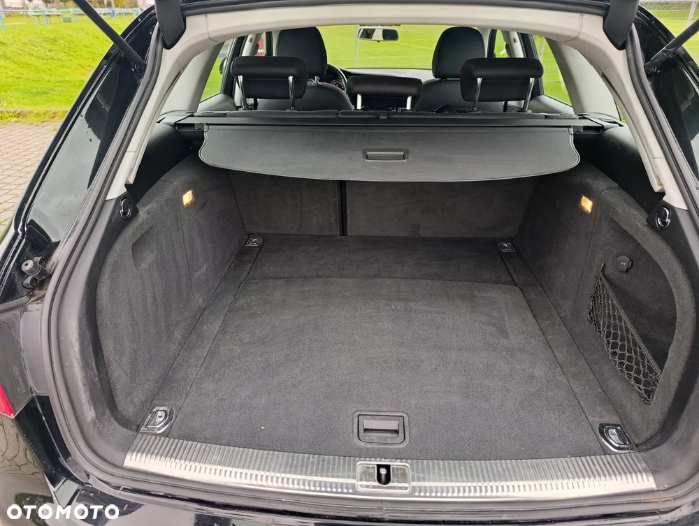 Audi A4 Avant 2.0 TDI DPF Ambiente - 14