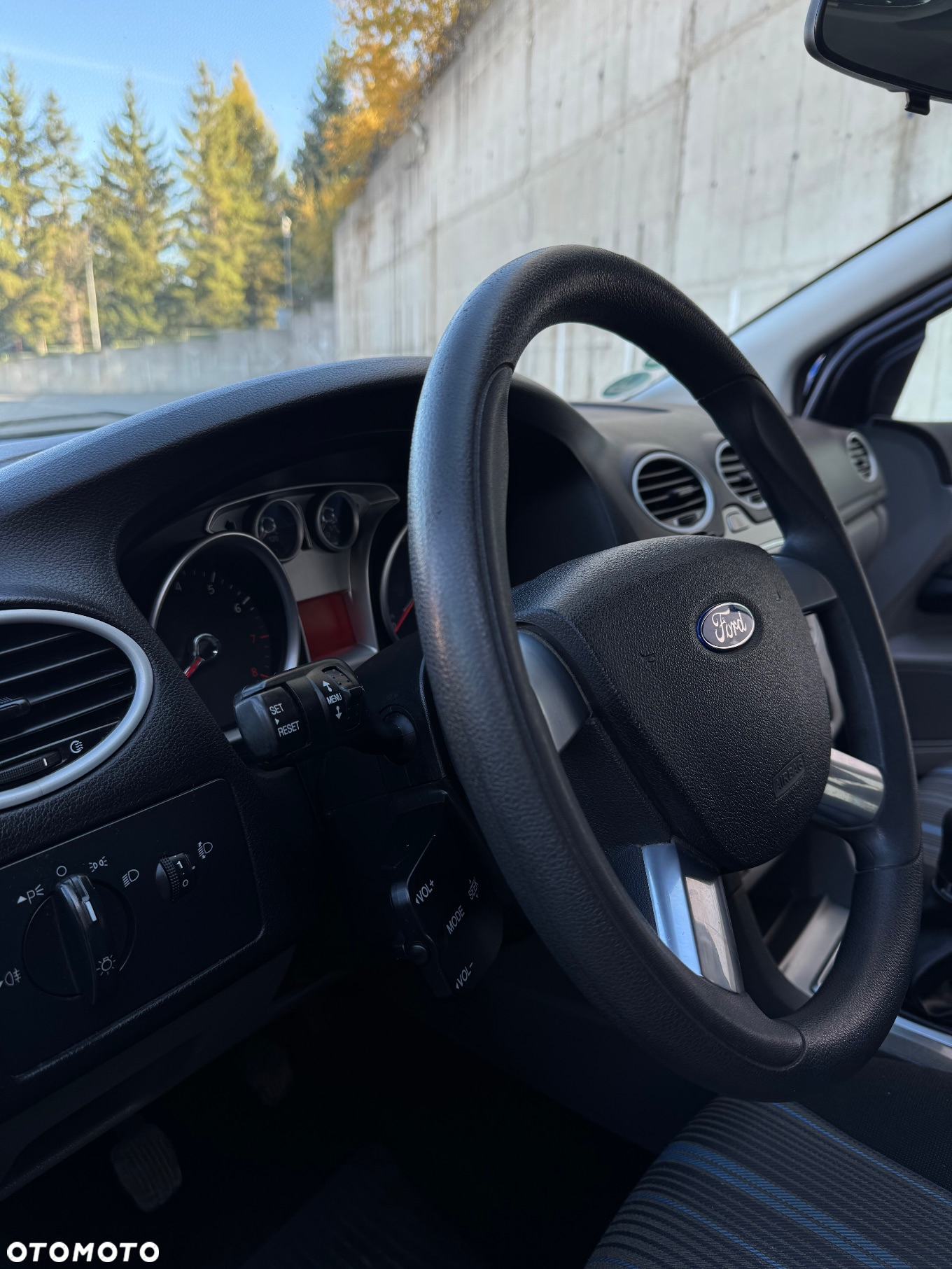 Ford Focus 1.8 Style - 16