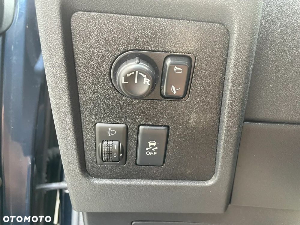 Nissan Qashqai 2.0 4 x 4 tekna - 21
