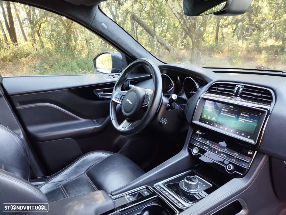 Jaguar F-Pace 2.0 i4D Prestige AWD Aut. - 21